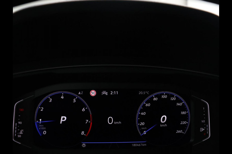Volkswagen Tiguan 1.5 TSI R-Line Business+ | R-line | Panoramadak | Leder | Trekhaak | Adaptive cruise | Head-up | 360 camera | Park assist | Carplay | Sfeerverlichting | Climate control | Elektrische achterklep