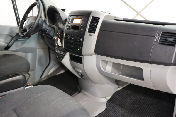 Mercedes-Benz Sprinter L3H2 AUTOMAAT POST NL SCHAPPEN EURO 6