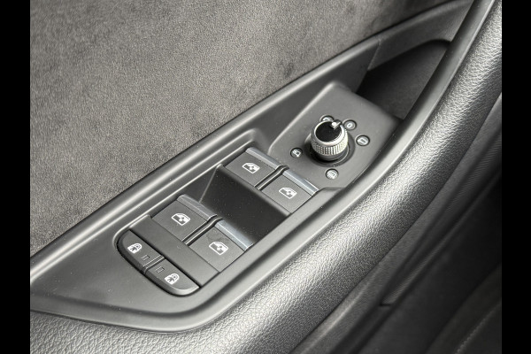 Audi A5 Sportback 35 TFSI S edition Competition | RS Stoelen | 2x S-Line | Apple Carplay
