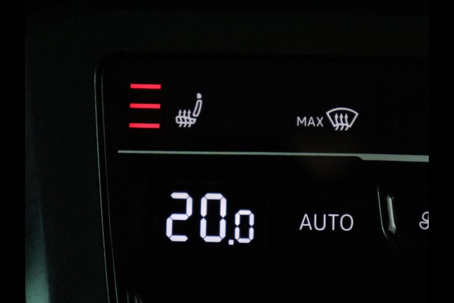 Volkswagen Tiguan 1.5 TSI Elegance | Panoramadak | Adaptive cruise | Stuur/stoel verwarming | Stoelmassage | Camera | Park assist | Sfeerverlichting | Full LED | Elektrische achterklep
