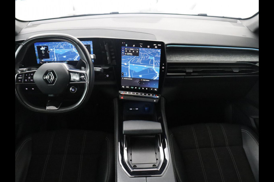 Renault Austral 1.2 E-Tech full hybrid 200 evolution | SOH 92.4 | Half Leder | Massage | Stuur/stoel verwarming | Adaptive cruise | Camera | Carplay | Climate control | Full LED |