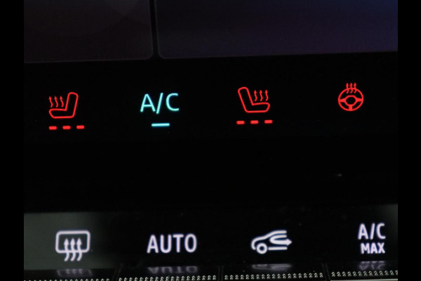 Renault Austral 1.2 E-Tech full hybrid 200 evolution | SOH 92.4 | Half Leder | Massage | Stuur/stoel verwarming | Adaptive cruise | Camera | Carplay | Climate control | Full LED |