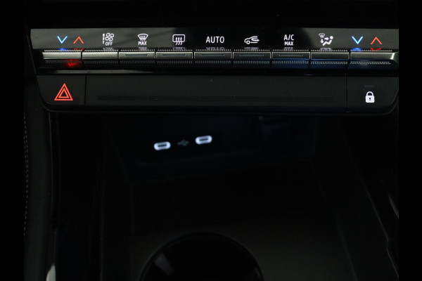 Renault Austral 1.2 E-Tech full hybrid 200 evolution | SOH 92.4 | Half Leder | Massage | Stuur/stoel verwarming | Adaptive cruise | Camera | Carplay | Climate control | Full LED |