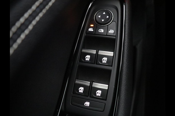 Renault Austral 1.2 E-Tech full hybrid 200 evolution | SOH 92.4 | Half Leder | Massage | Stuur/stoel verwarming | Adaptive cruise | Camera | Carplay | Climate control | Full LED |