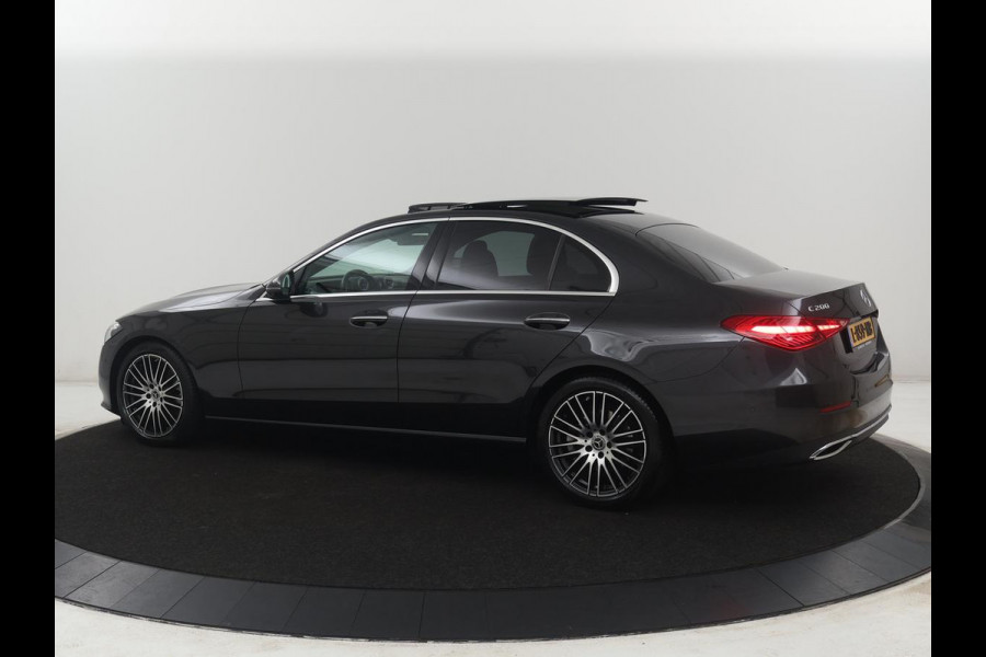 Mercedes-Benz C-Klasse 200 Luxury Line | Panoramadak | Leder | Memory | Adaptive cruise | Stoelverwarming | Burmester | 360 camera | Park assist | Sfeerverlichting | Carplay | Climate control