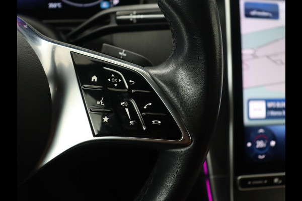 Mercedes-Benz C-Klasse 200 Luxury Line | Panoramadak | Leder | Memory | Adaptive cruise | Stoelverwarming | Burmester | 360 camera | Park assist | Sfeerverlichting | Carplay | Climate control