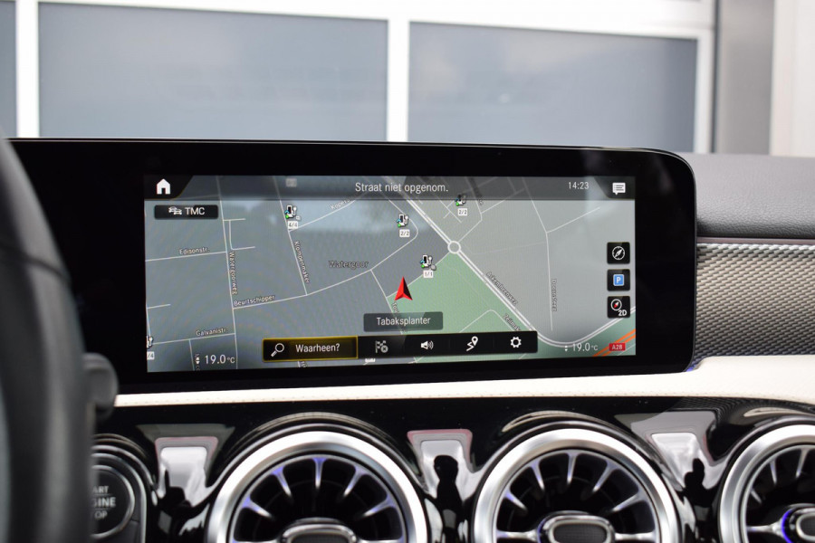 Mercedes-Benz A-Klasse 250 e Business Solution Luxury Limited | Pano | Leer | Burmester | Stoelverwarming
