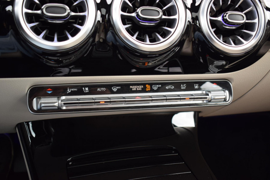 Mercedes-Benz A-Klasse 250 e Business Solution Luxury Limited | Pano | Leer | Burmester | Stoelverwarming