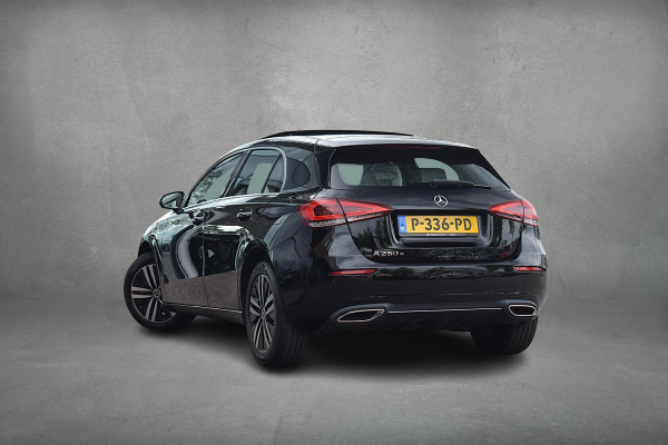 Mercedes-Benz A-Klasse 250 e Business Solution Luxury Limited | Pano | Leer | Burmester | Stoelverwarming