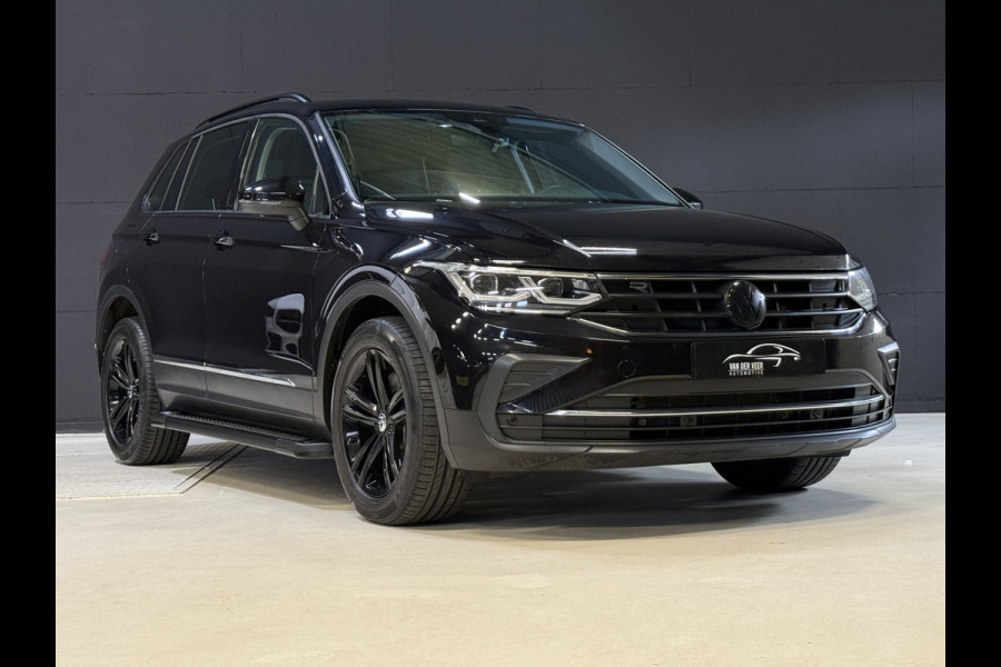 Volkswagen Tiguan 1.4 TSI eHybrid R-Line Business+ | Camera | Stoelverwarming | Dodehoeksensoren