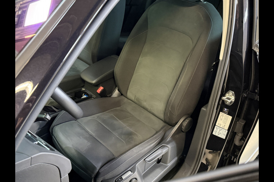 Volkswagen Tiguan 1.4 TSI eHybrid R-Line Business+ | Camera | Stoelverwarming | Dodehoeksensoren