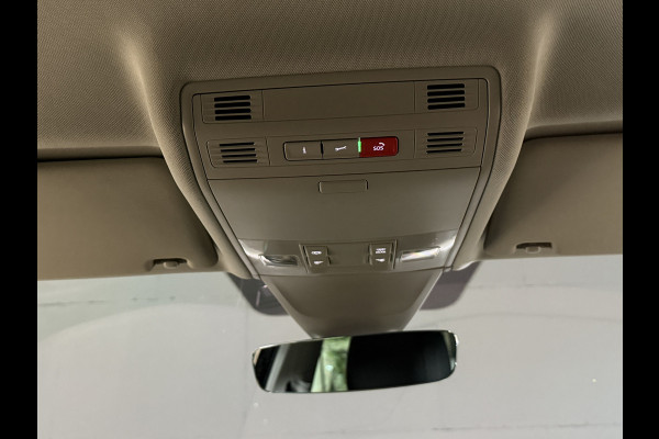 Volkswagen Tiguan 1.4 TSI eHybrid R-Line Business+ | Camera | Stoelverwarming | Dodehoeksensoren