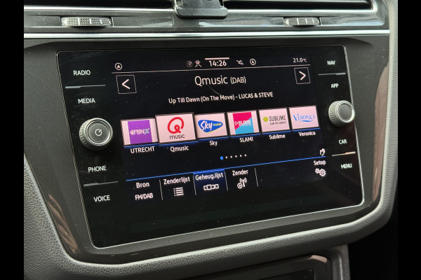 Volkswagen Tiguan 1.4 TSI eHybrid R-Line Business+ | Camera | Stoelverwarming | Dodehoeksensoren
