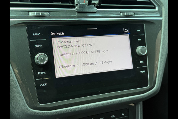 Volkswagen Tiguan 1.4 TSI eHybrid R-Line Business+ | Camera | Stoelverwarming | Dodehoeksensoren