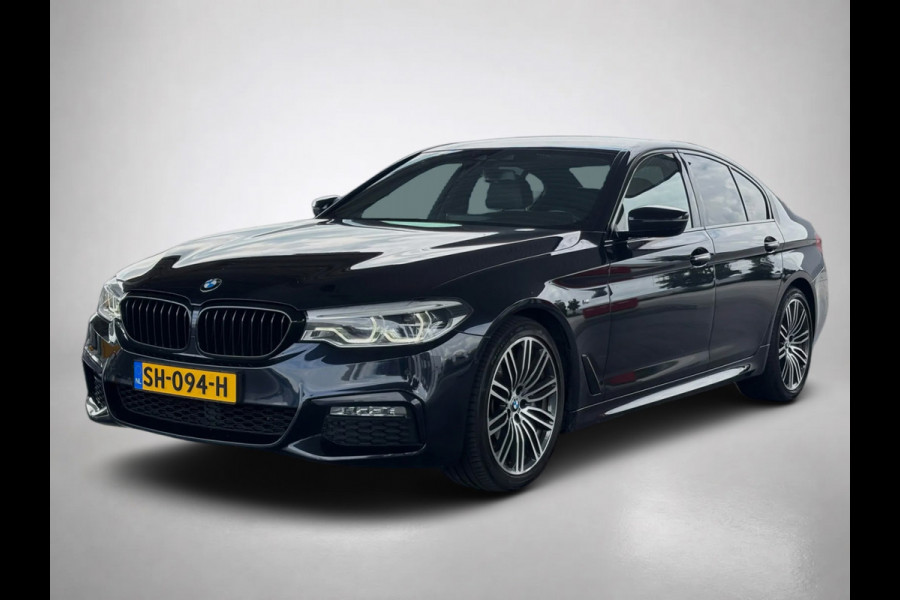 BMW 5 Serie 530i High Executive (NL-auto, Dealer OndH, Navi, StoelV, Harman/Kardon, Camera, Head-up, Comfort Stoelen, Etc)