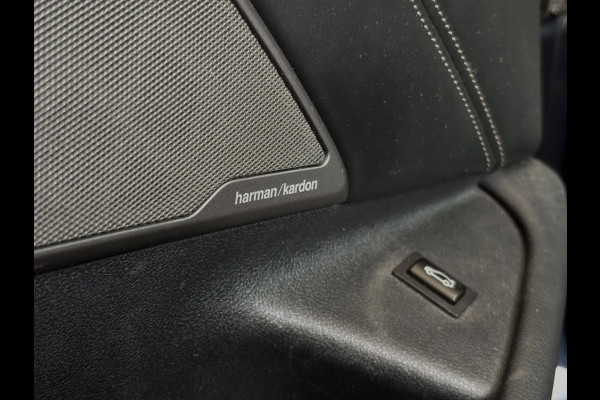 BMW 5 Serie 530i High Executive (NL-auto, Dealer OndH, Navi, StoelV, Harman/Kardon, Camera, Head-up, Comfort Stoelen, Etc)