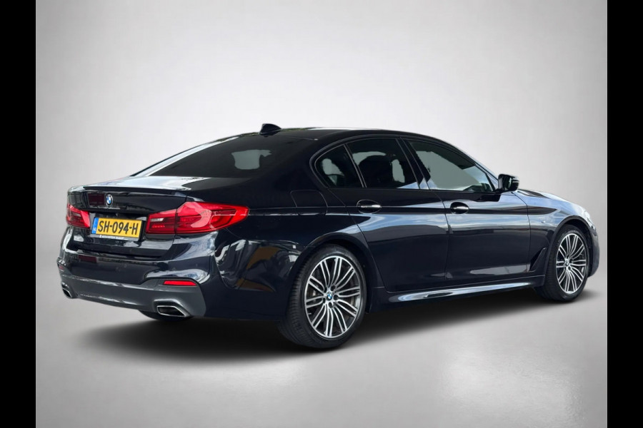 BMW 5 Serie 530i High Executive (NL-auto, Dealer OndH, Navi, StoelV, Harman/Kardon, Camera, Head-up, Comfort Stoelen, Etc)