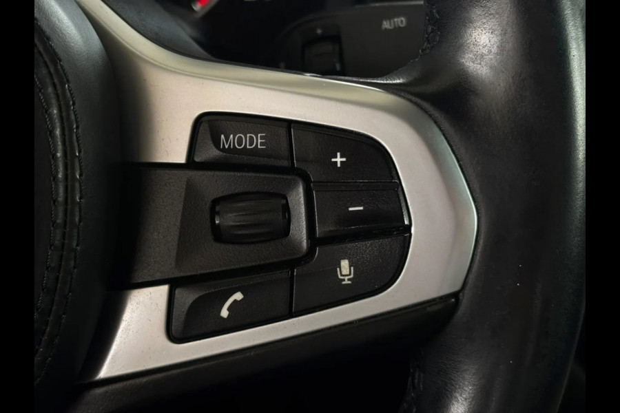 BMW 5 Serie 530i High Executive (NL-auto, Dealer OndH, Navi, StoelV, Harman/Kardon, Camera, Head-up, Comfort Stoelen, Etc)