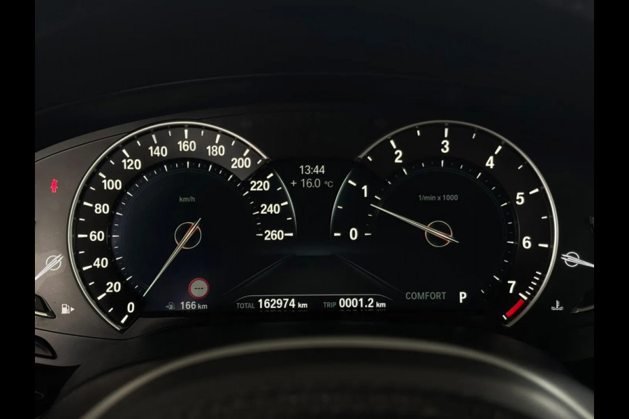BMW 5 Serie 530i High Executive (NL-auto, Dealer OndH, Navi, StoelV, Harman/Kardon, Camera, Head-up, Comfort Stoelen, Etc)