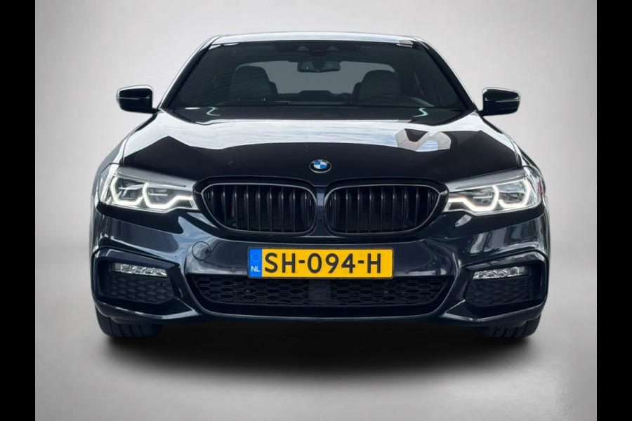 BMW 5 Serie 530i High Executive (NL-auto, Dealer OndH, Navi, StoelV, Harman/Kardon, Camera, Head-up, Comfort Stoelen, Etc)