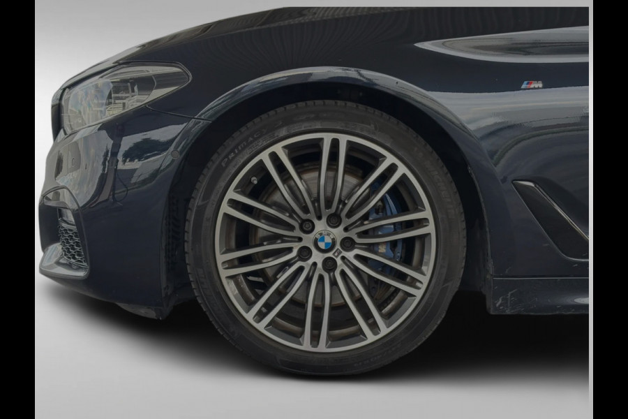 BMW 5 Serie 530i High Executive (NL-auto, Dealer OndH, Navi, StoelV, Harman/Kardon, Camera, Head-up, Comfort Stoelen, Etc)