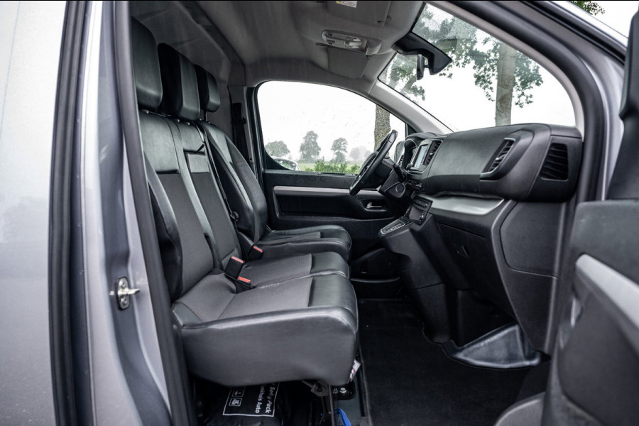 Peugeot e-Expert Standard Pro 75 kWh Soh 92% I Camera I Parkeersensoren I Climate I Cruise I Head Up I CarPlay I Android
