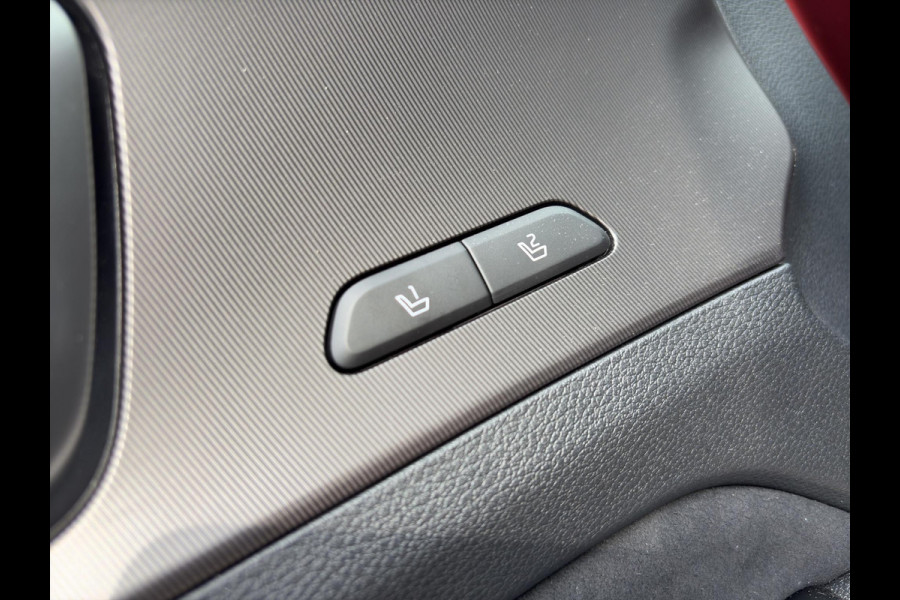 Kia Sportage 1.6 T-GDi Hybrid GT-PlusLine | Direct rijden | Trekhaak | Lederen bekleding | Stoel + stuurwiel verwarming