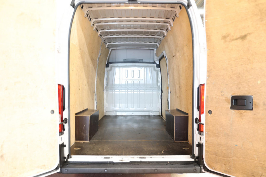 Peugeot Boxer 2.2 BlueHDi 140PK L4H3
