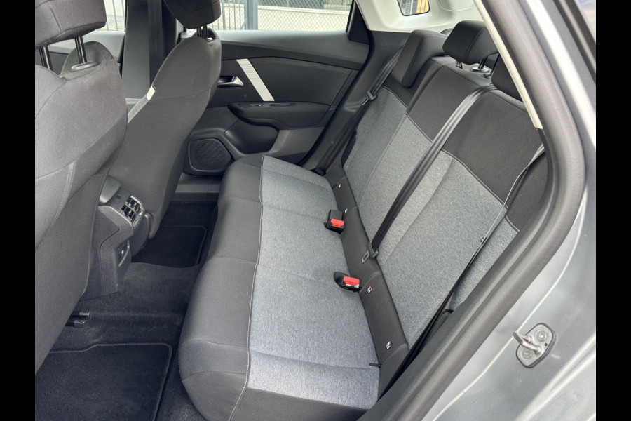 Citroën C4 X 1.2 PT 100 You | Nieuwe Distributieriem! | Rijklaar geleverd incl 12 maanden BOVAG garantie! |
