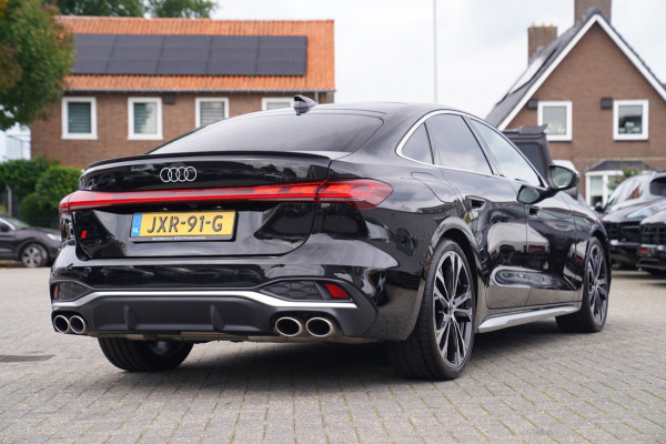 Audi S5 Limousine 3.0 TFSI quattro 50 year edition | Head Up Display | PDLC Panorama | Massage | Stoelverkoeling | 360 Camera