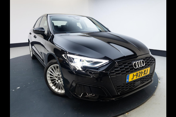 Audi A3 Limousine 35 TFSI Business edition 150 pk S-tronic | Navigatie | Parkeersensoren achter | Cruise control | LED koplampen | Apple Carplay/Android Auto |