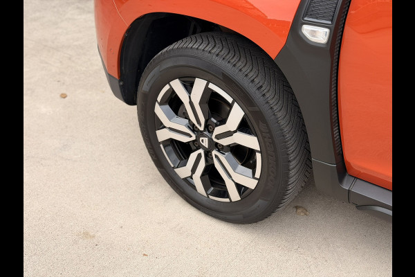 Dacia Duster 1.3 TCe Prestige Automaat Trekhaak CarPlay Camera DAB Cruise
