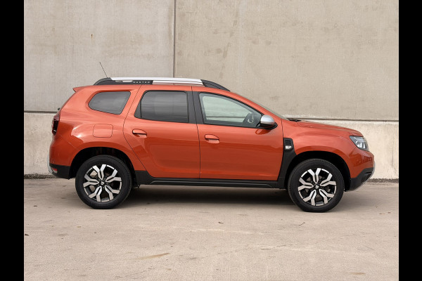Dacia Duster 1.3 TCe Prestige Automaat Trekhaak CarPlay Camera DAB Cruise