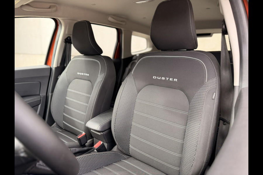 Dacia Duster 1.3 TCe Prestige Automaat Trekhaak CarPlay Camera DAB Cruise