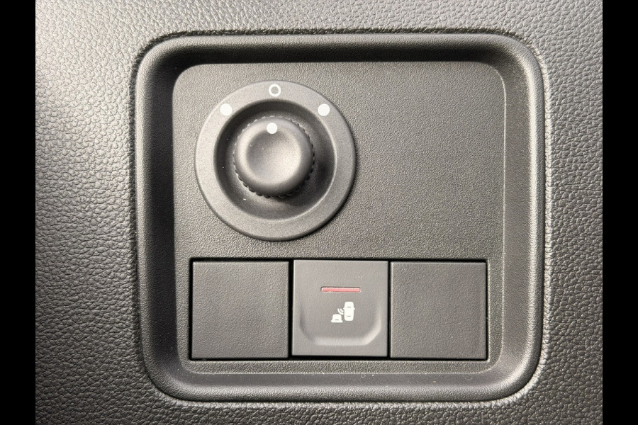 Dacia Duster 1.3 TCe Prestige Automaat Trekhaak CarPlay Camera DAB Cruise