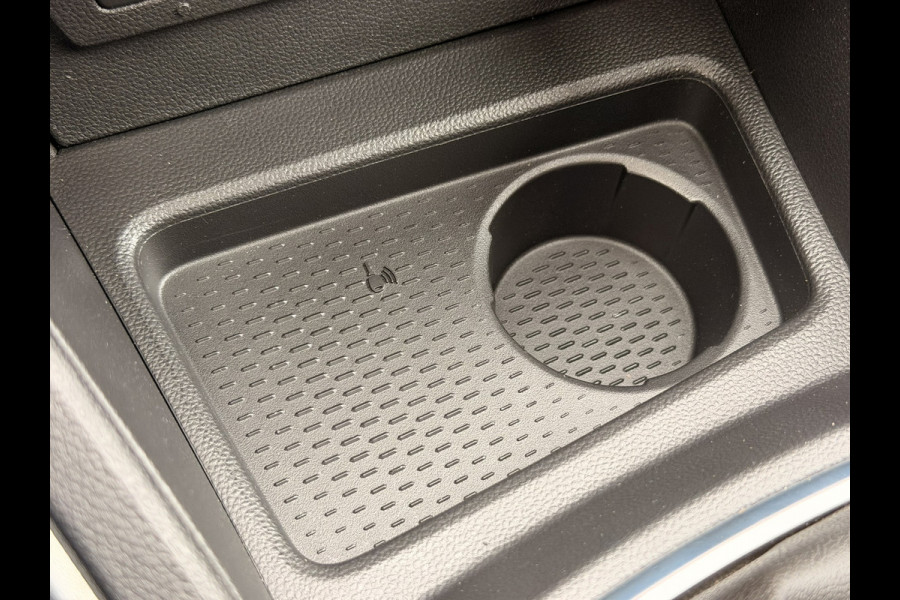 Dacia Duster 1.3 TCe Prestige Automaat Trekhaak CarPlay Camera DAB Cruise