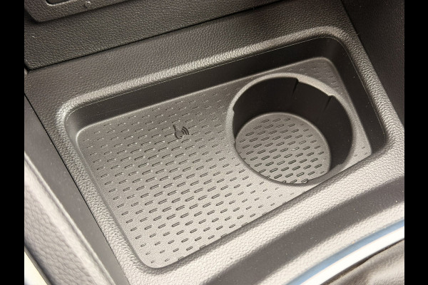 Dacia Duster 1.3 TCe Prestige Automaat Trekhaak CarPlay Camera DAB Cruise