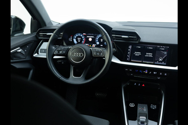 Audi A3 Limousine 35 TFSI Business edition 150 pk S-tronic | Navigatie | Parkeersensoren achter | Cruise control | LED koplampen | Apple Carplay/Android Auto |