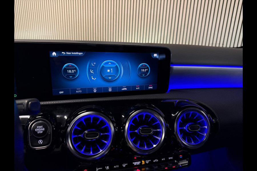 Mercedes-Benz A-Klasse 180 Sedan AMG STYLING-PANORAMA-MEMORY-NIGHT-KEYLESS-CAMERA-SFEER-COMPLEET