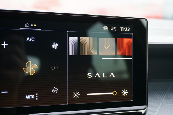 Lancia Ypsilon Edizione Limitata 51 kWh + 360° CAMERA / DODEHOEK / BEKLEDING FLUWEEL / SFEERVERLICHTING