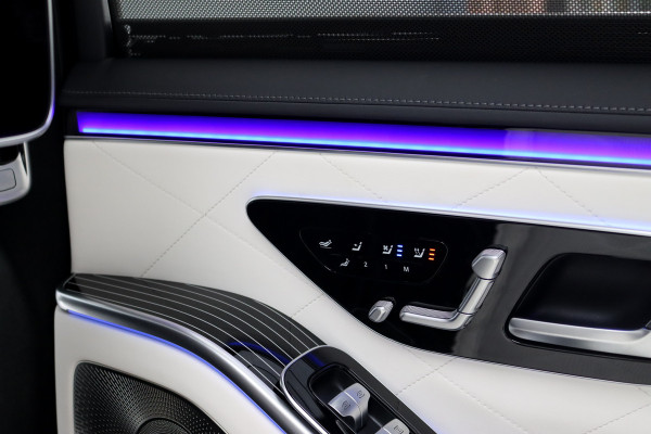 Mercedes-Benz S-Klasse 580 e 4MATIC Lang AMG Line | Manufaktur | Airmatic | Chauffeurspakket | Achterasbesturing | Augmented HUD | Distronic+ | Burmester | Exclusief Nappa Leder | 3D-Display | Vlakkenverwarming | Zonweringspakket |
