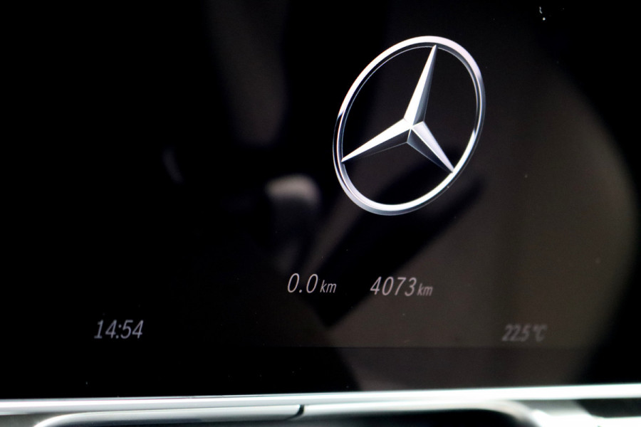 Mercedes-Benz S-Klasse 580 e 4MATIC Lang AMG Line | Manufaktur | Airmatic | Chauffeurspakket | Achterasbesturing | Augmented HUD | Distronic+ | Burmester | Exclusief Nappa Leder | 3D-Display | Vlakkenverwarming | Zonweringspakket |