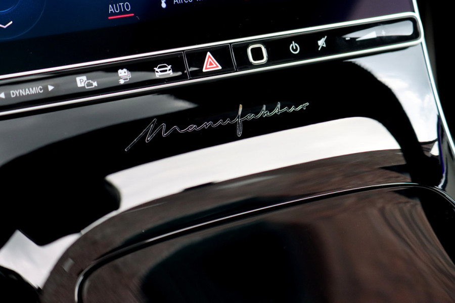 Mercedes-Benz S-Klasse 580 e 4MATIC Lang AMG Line | Manufaktur | Airmatic | Chauffeurspakket | Achterasbesturing | Augmented HUD | Distronic+ | Burmester | Exclusief Nappa Leder | 3D-Display | Vlakkenverwarming | Zonweringspakket |