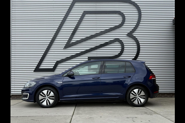 Volkswagen e-Golf e-Golf 2e Eigenaar|Navi|Camera|Virtual Cockpit|Carplay|Stoelverwarming|N.A.P|APK tot 01-2027