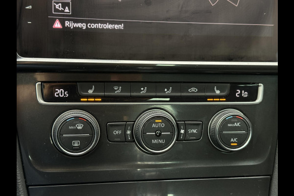 Volkswagen e-Golf e-Golf 2e Eigenaar|Navi|Camera|Virtual Cockpit|Carplay|Stoelverwarming|N.A.P|APK tot 01-2027