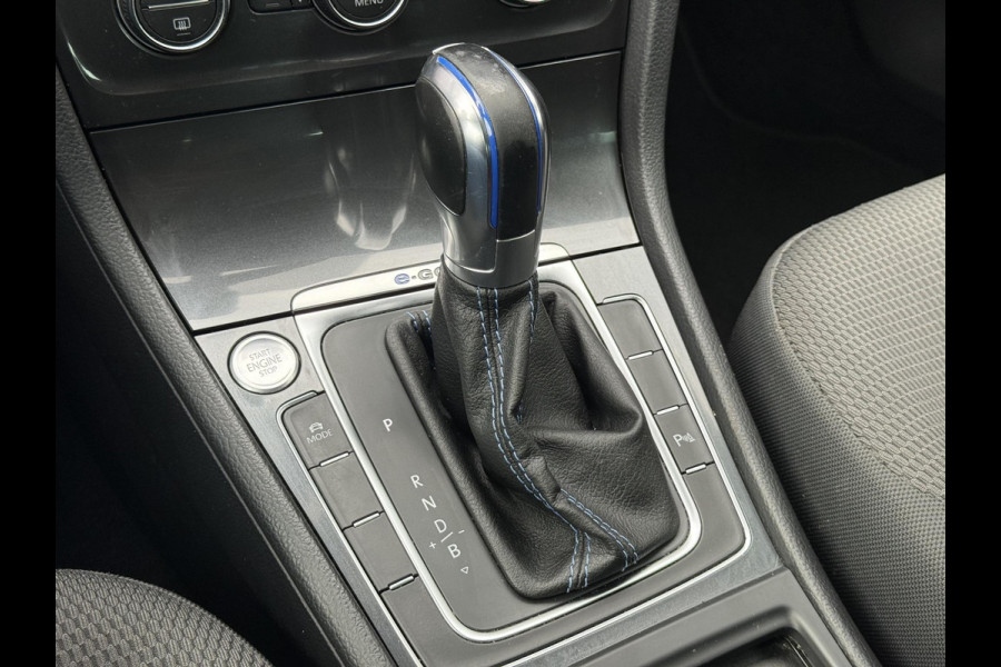 Volkswagen e-Golf e-Golf 2e Eigenaar|Navi|Camera|Virtual Cockpit|Carplay|Stoelverwarming|N.A.P|APK tot 01-2027
