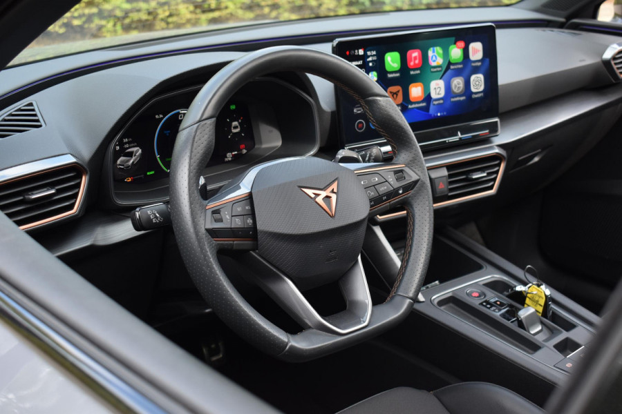 CUPRA Leon 1.4 e-Hybrid VZ Business Pano XLNavi