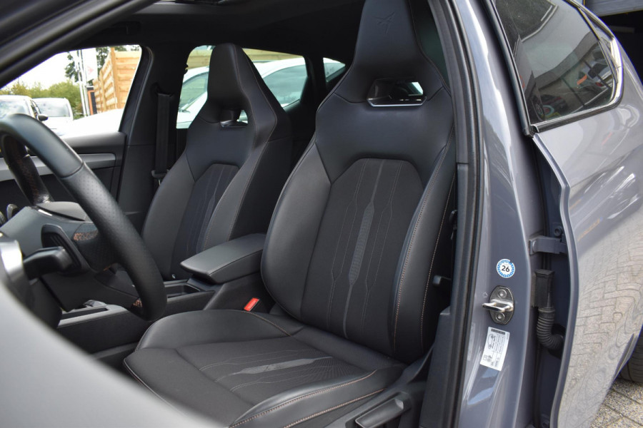 CUPRA Leon 1.4 e-Hybrid VZ Business Pano XLNavi