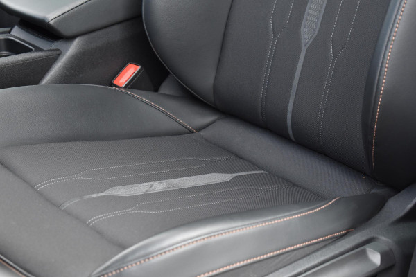 CUPRA Leon 1.4 e-Hybrid VZ Business Pano XLNavi