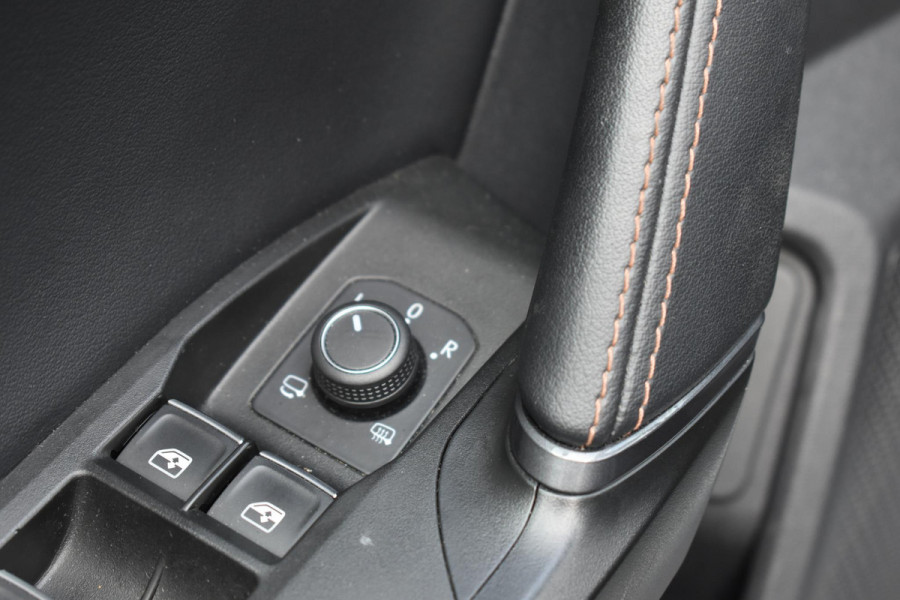 CUPRA Leon 1.4 e-Hybrid VZ Business Pano XLNavi